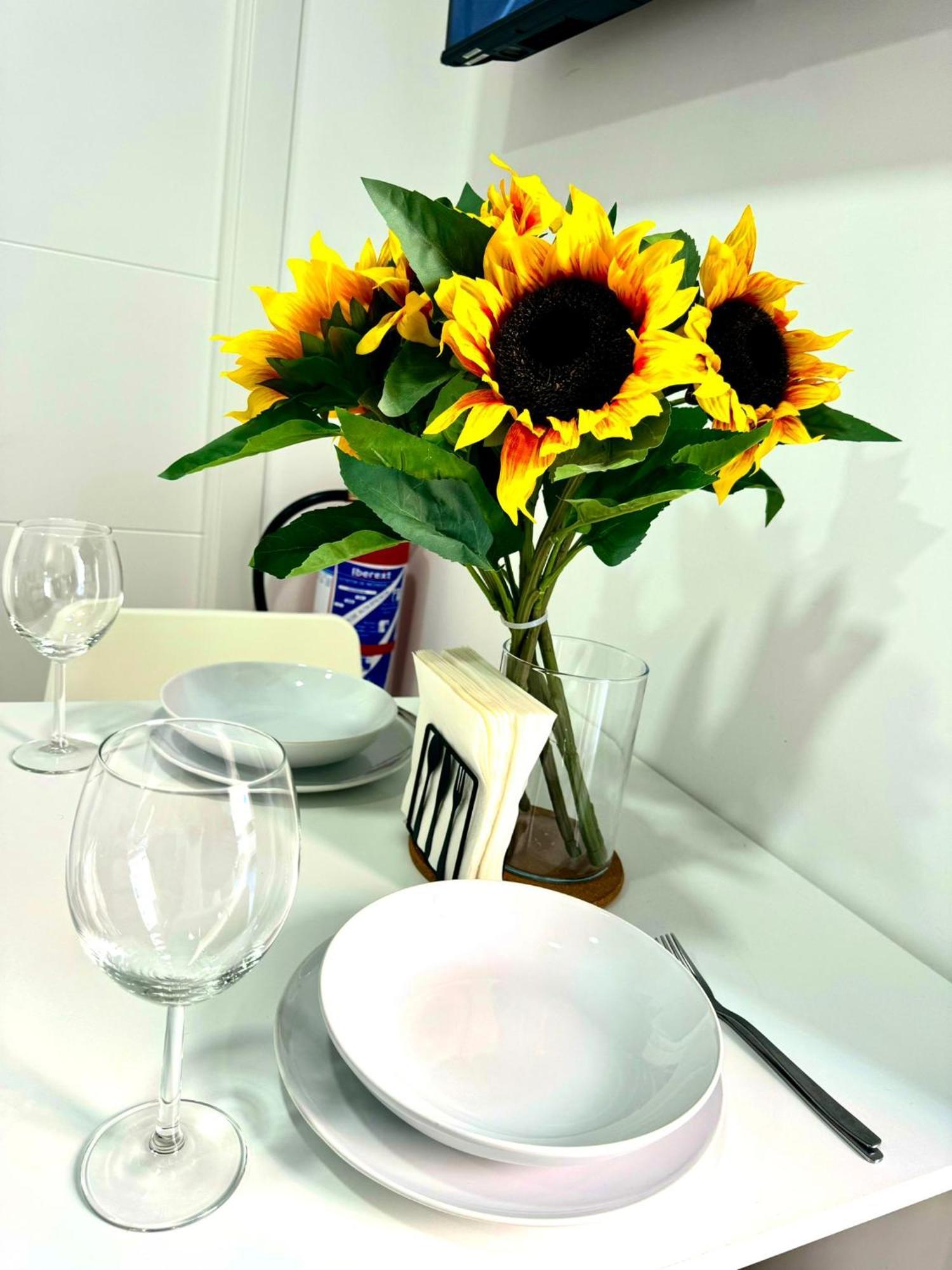 Apartamentos Madrid Connection - Universidad By Oshun Apartments מראה חיצוני תמונה