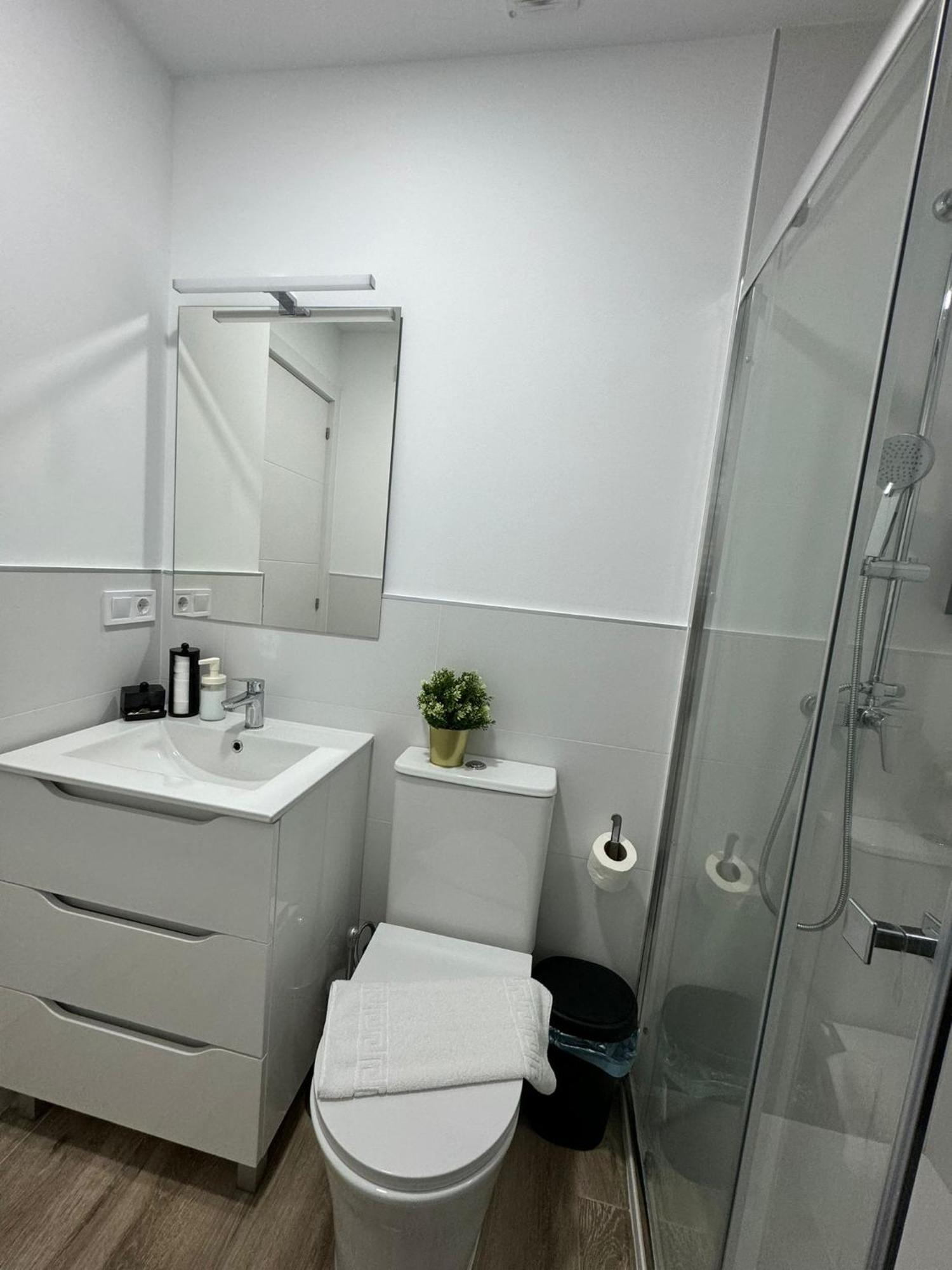 Apartamentos Madrid Connection - Universidad By Oshun Apartments מראה חיצוני תמונה