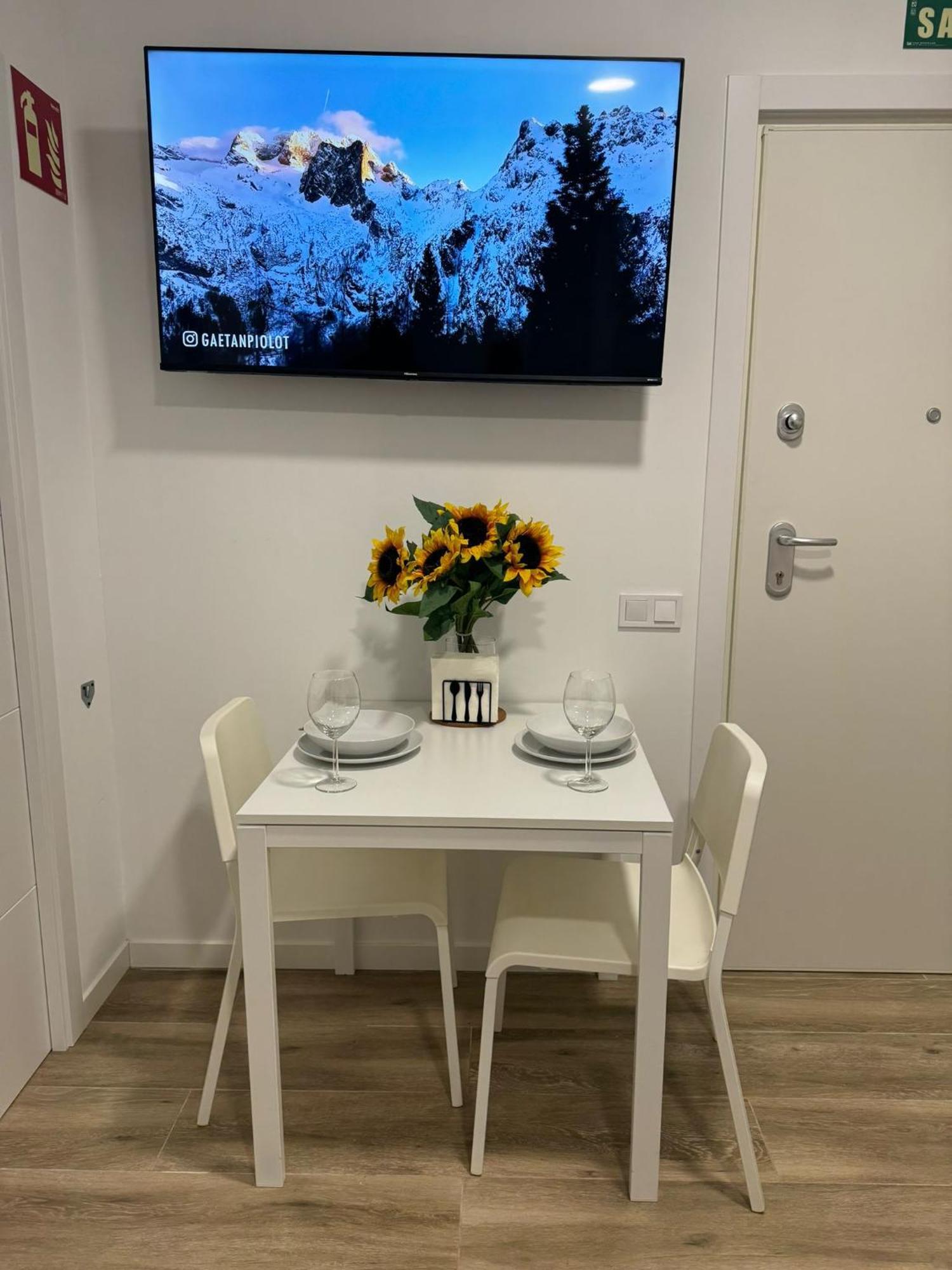 Apartamentos Madrid Connection - Universidad By Oshun Apartments מראה חיצוני תמונה